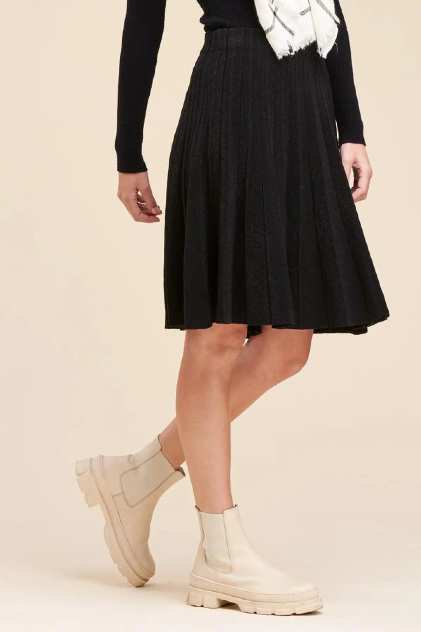 Best Sale La Fée Maraboutée Jupe courte maille plissée - XS/34 Noir